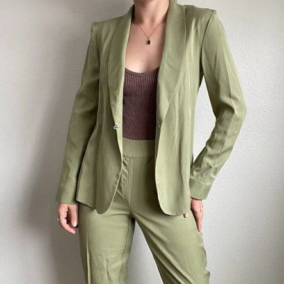 The Classics Paris NWT Womens Celeste Green Minimalist Blazer Trouser Set Sz M - Picture 2 of 11